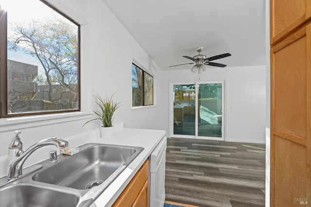 $340,000 | 2125 West Steele Lane, Santa Rosa, CA 95403