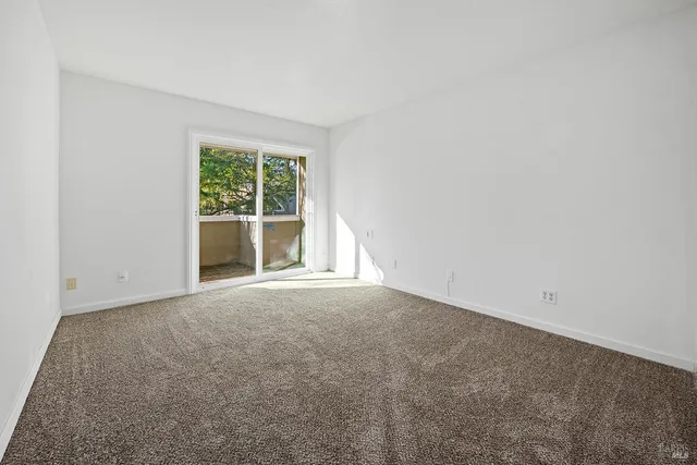 $340,000 | 2125 West Steele Lane, Santa Rosa, CA 95403