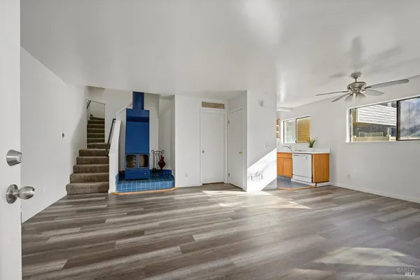 $340,000 | 2125 West Steele Lane, Santa Rosa, CA 95403