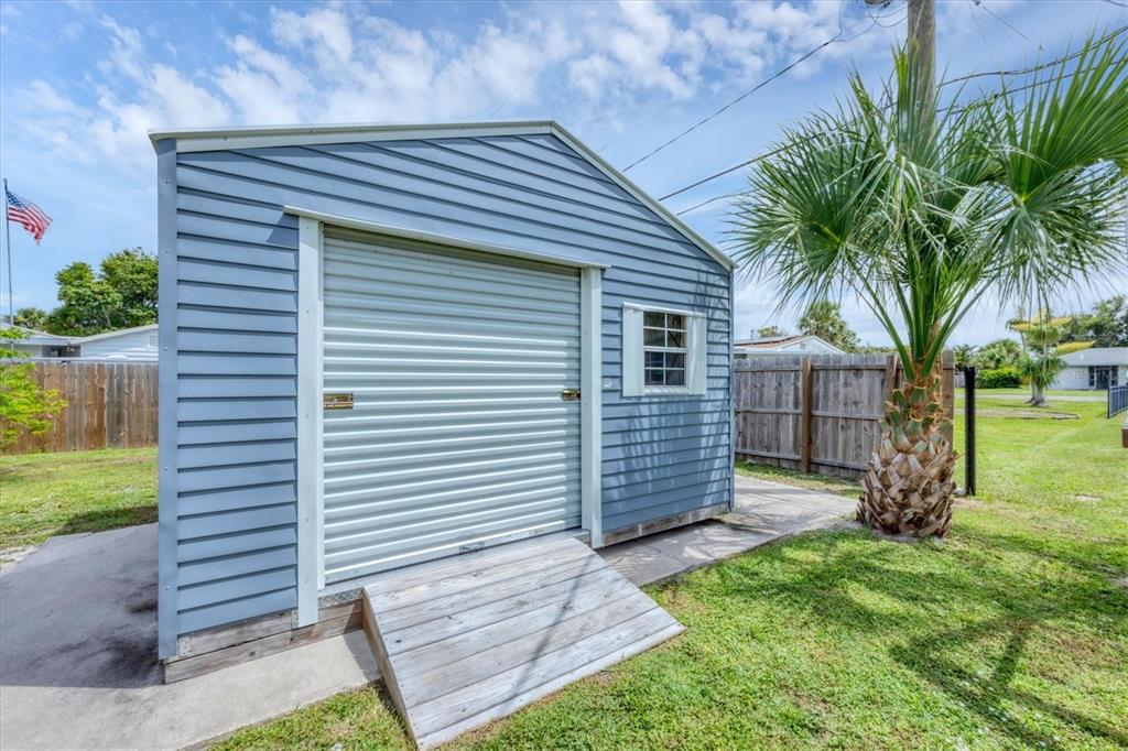 4521 Rainbow Road Venice, FL 34293 - Photo 42 of 49 Gallery Image 42