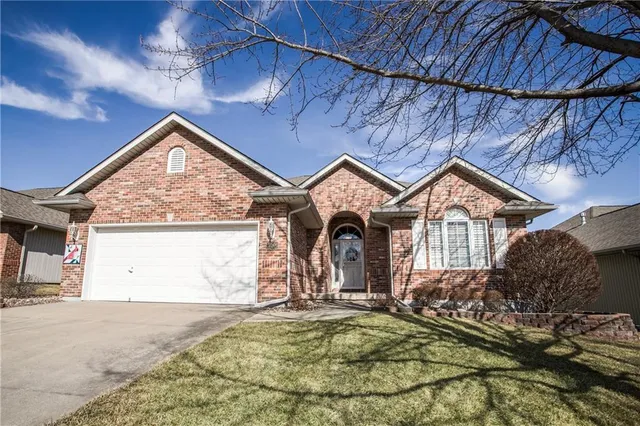 $385,000 | 22504 East 33rd St Court South, Blue Springs, MO 64015