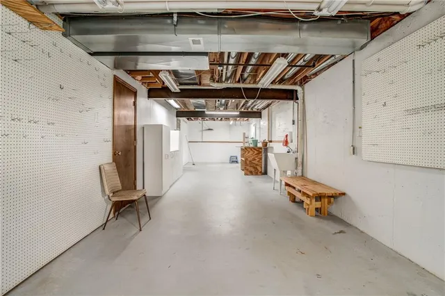 $385,000 | 22504 East 33rd St Court South, Blue Springs, MO 64015