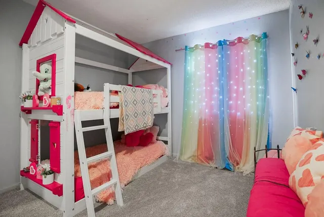 $370,000 | 12525 West 85th Terrace, Lenexa, KS 66215