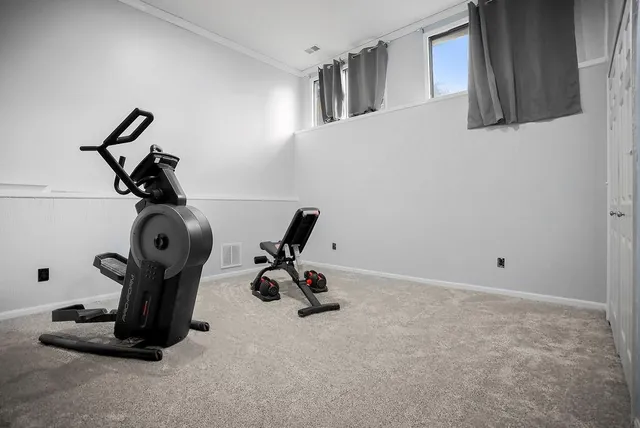 $370,000 | 12525 West 85th Terrace, Lenexa, KS 66215