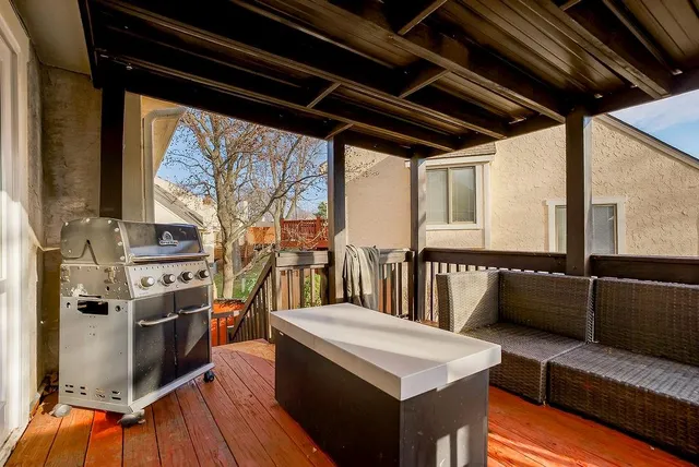 $370,000 | 12525 West 85th Terrace, Lenexa, KS 66215