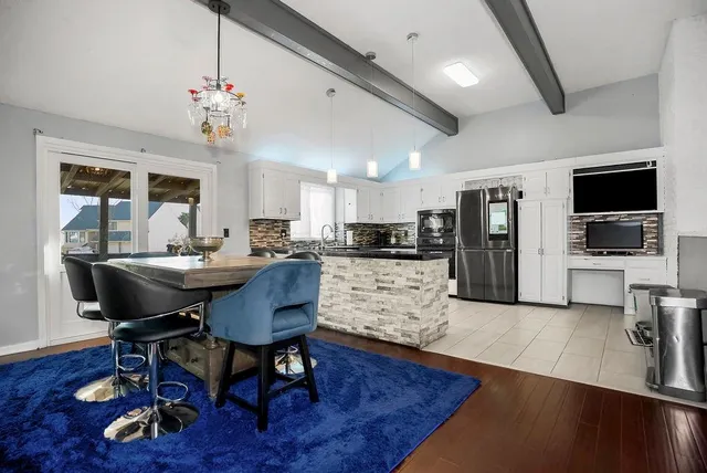 $370,000 | 12525 West 85th Terrace, Lenexa, KS 66215