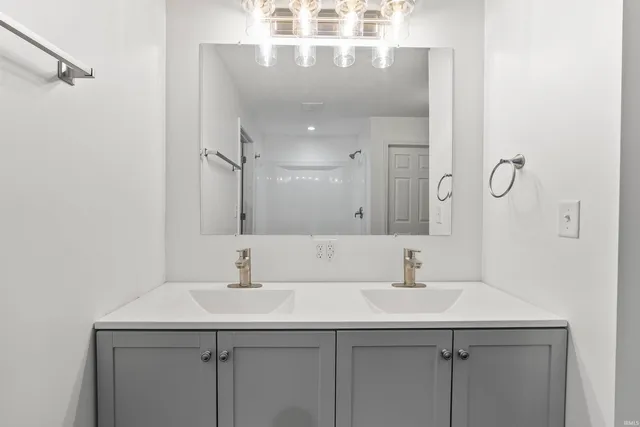 $369,900 | 1038 West 200 South, Warsaw, IN 46580