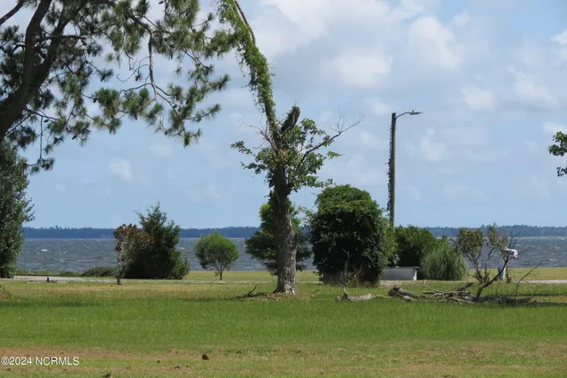 $29,900 | 5300 Bogue Drive, Oriental, NC 28571