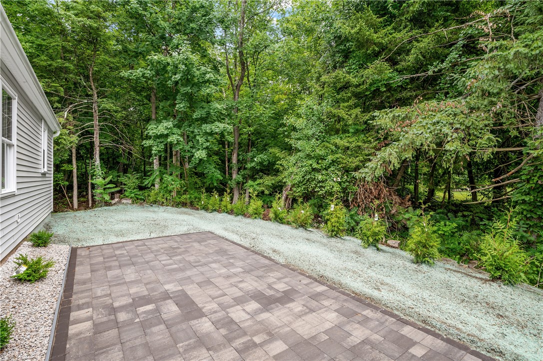 2105 Mendon Road Cumberland, RI 02864 - Photo 34 of 36