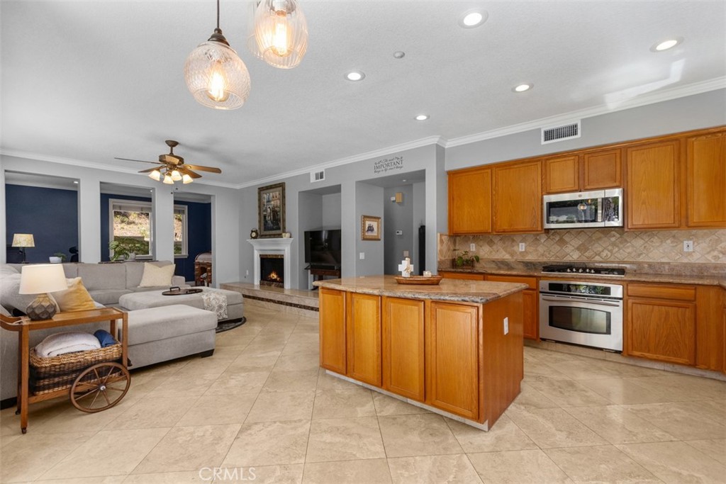 35 Edmonton Way Rancho Santa Margarita, CA 92688 - Photo 17 of 51