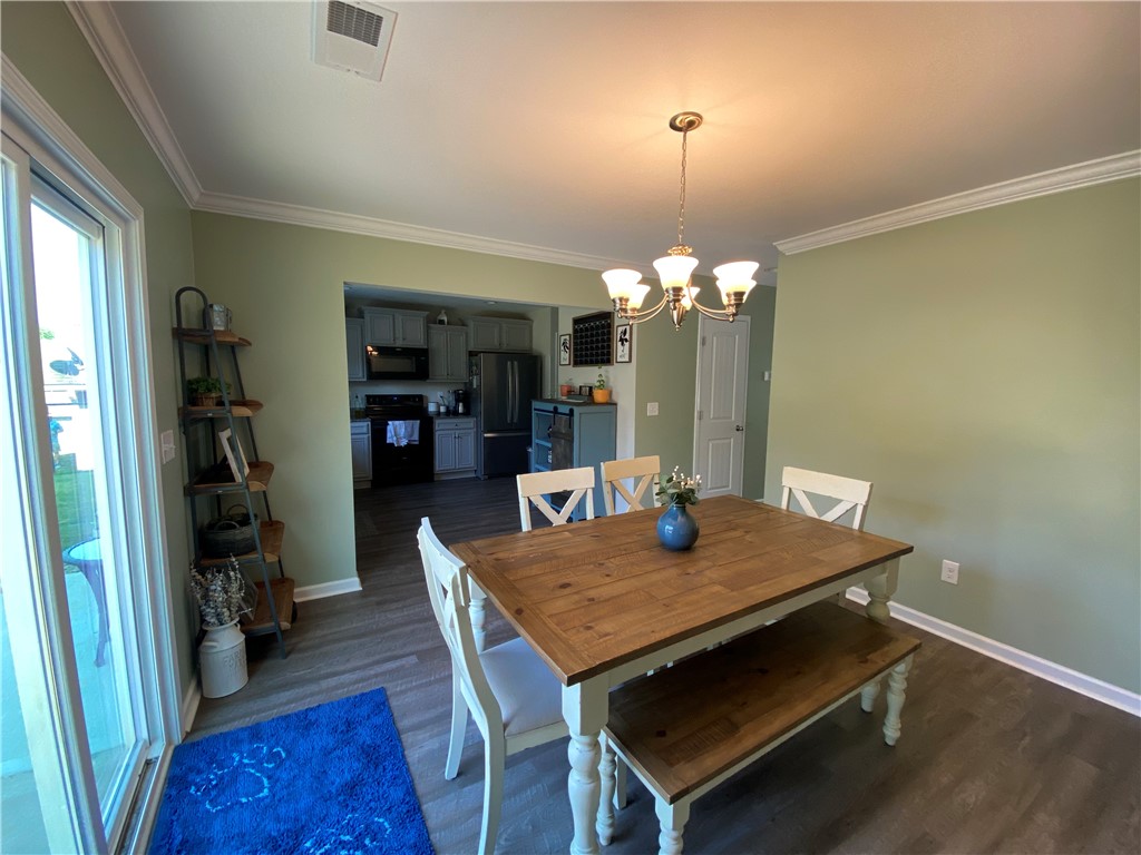 214 Maple Grove Road Seneca, SC 29678 - Photo 6 of 37 Gallery Image 6