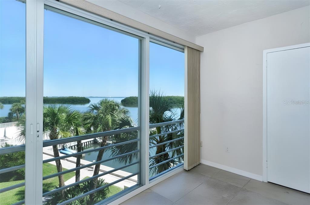 600 Sutton Place, Unit B302 Longboat Key, FL 34228 - Photo 7 of 58
