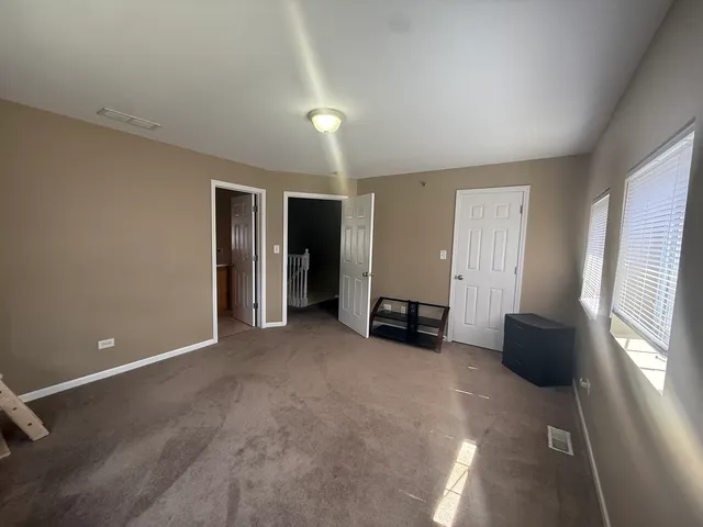 $429,000 | 183 East River Road, Unit C1, Des Plaines, IL 60016