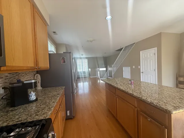 $429,000 | 183 East River Road, Unit C1, Des Plaines, IL 60016