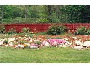 19 Hardy Road Londonderry, NH 03053 - Photo 7 of 9 Gallery Image 7