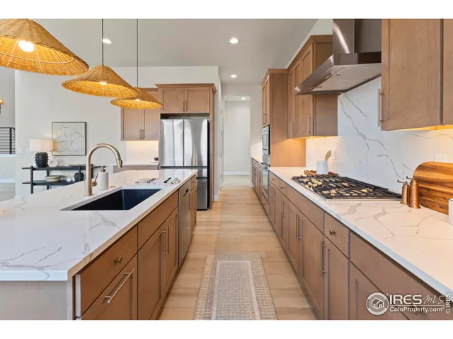 $1,050,000 | 1728 Center Pivot Drive, Windsor, CO 80550