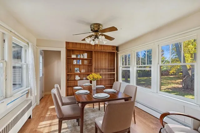 $319,900 | 23689 West Old Petite Lake Road, Lake Villa, IL 60046