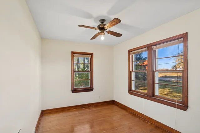 $319,900 | 23689 West Old Petite Lake Road, Lake Villa, IL 60046