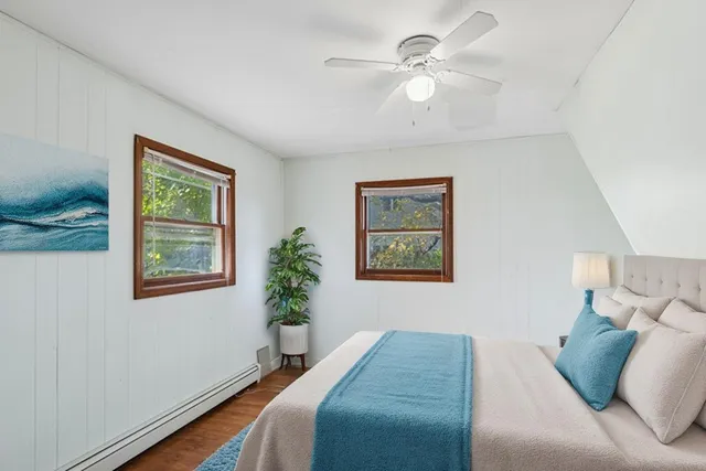 $319,900 | 23689 West Old Petite Lake Road, Lake Villa, IL 60046