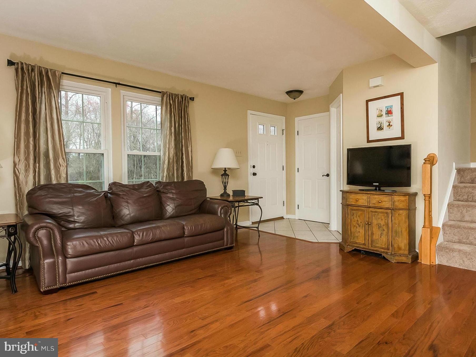5407 Canonbury Road Baltimore, MD 21237 - Photo 4 of 30 Interior (General)