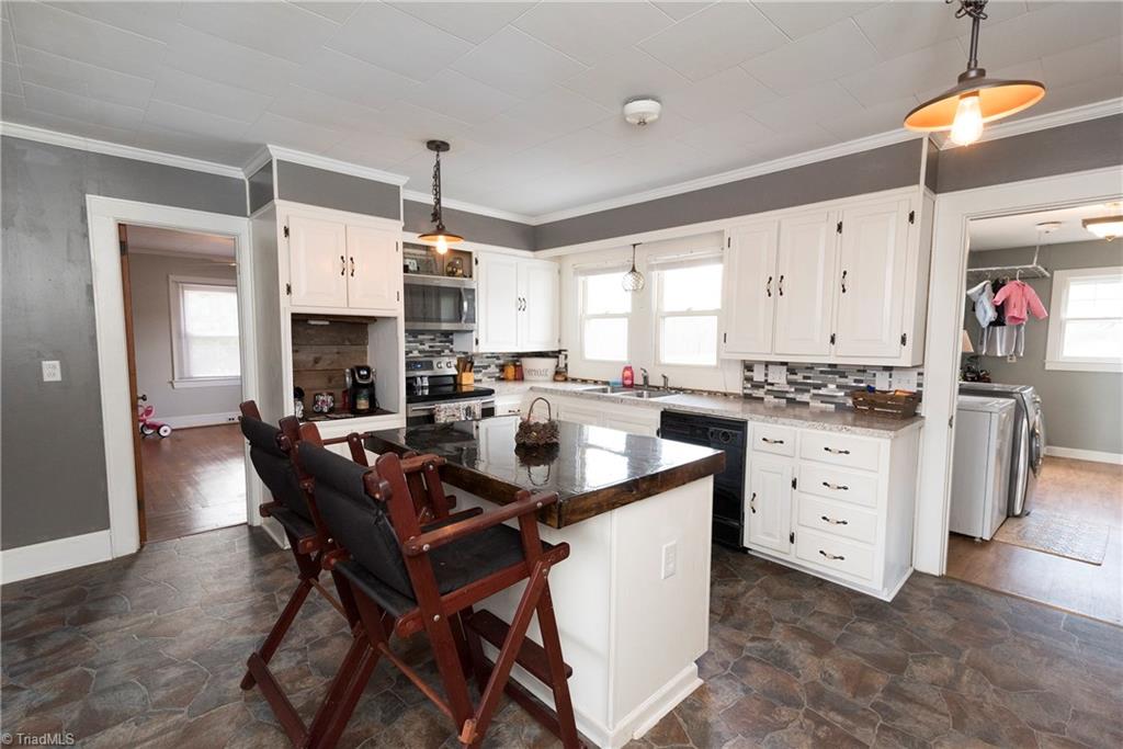 359 Deadmon Road Mocksville, NC 27028 - Photo 14 of 30 Updated kitchen with island.