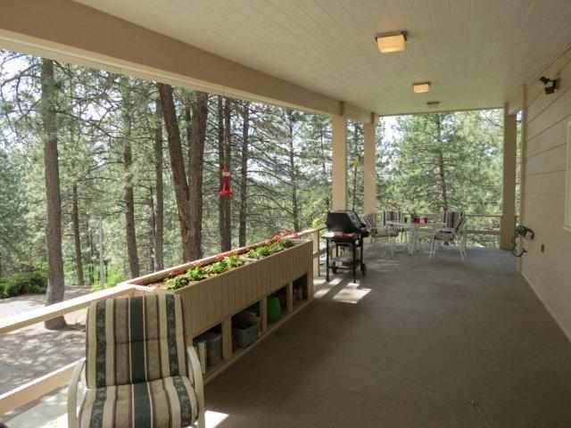 535 East Elcliff Road Spokane, WA 99218 - Photo 2 of 9