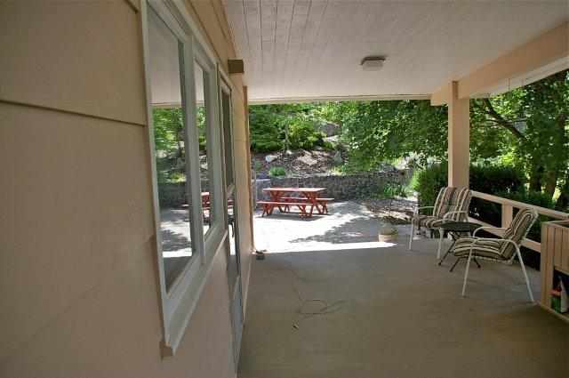 535 East Elcliff Road Spokane, WA 99218 - Photo 8 of 9