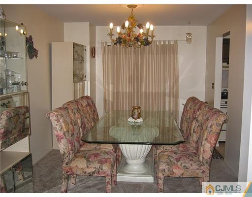 7302 Hana Road Edison, NJ 08817 - Photo 6 of 10