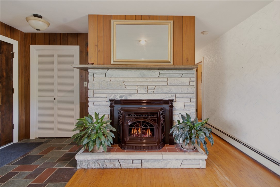25 Westport Harbor Road Little Compton, RI 02837 - Photo 12 of 41