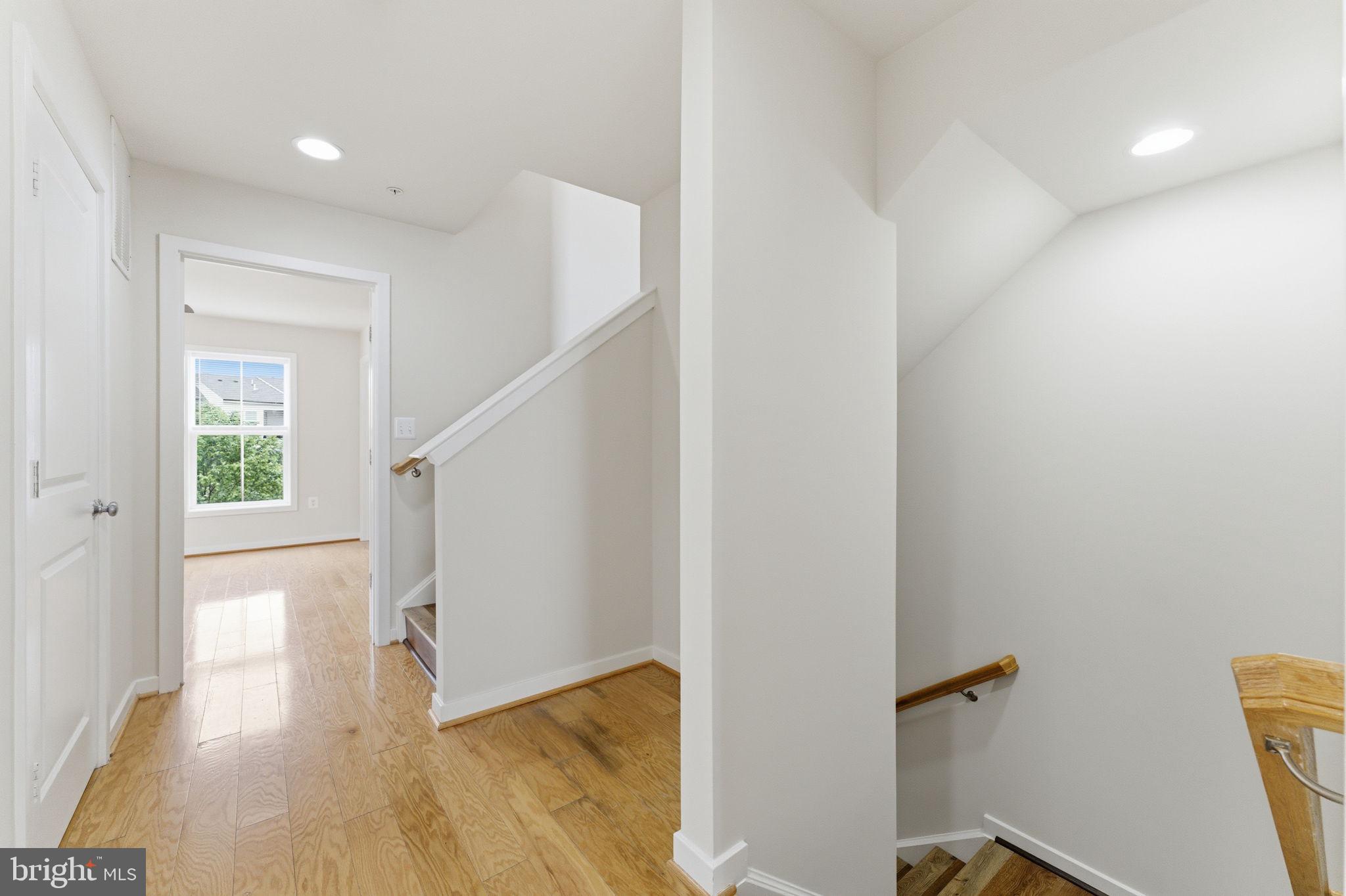 169 Kandinsky Loop Silver Spring, MD 20906 - Photo 46 of 67 Bright and airy entryway awaits you.