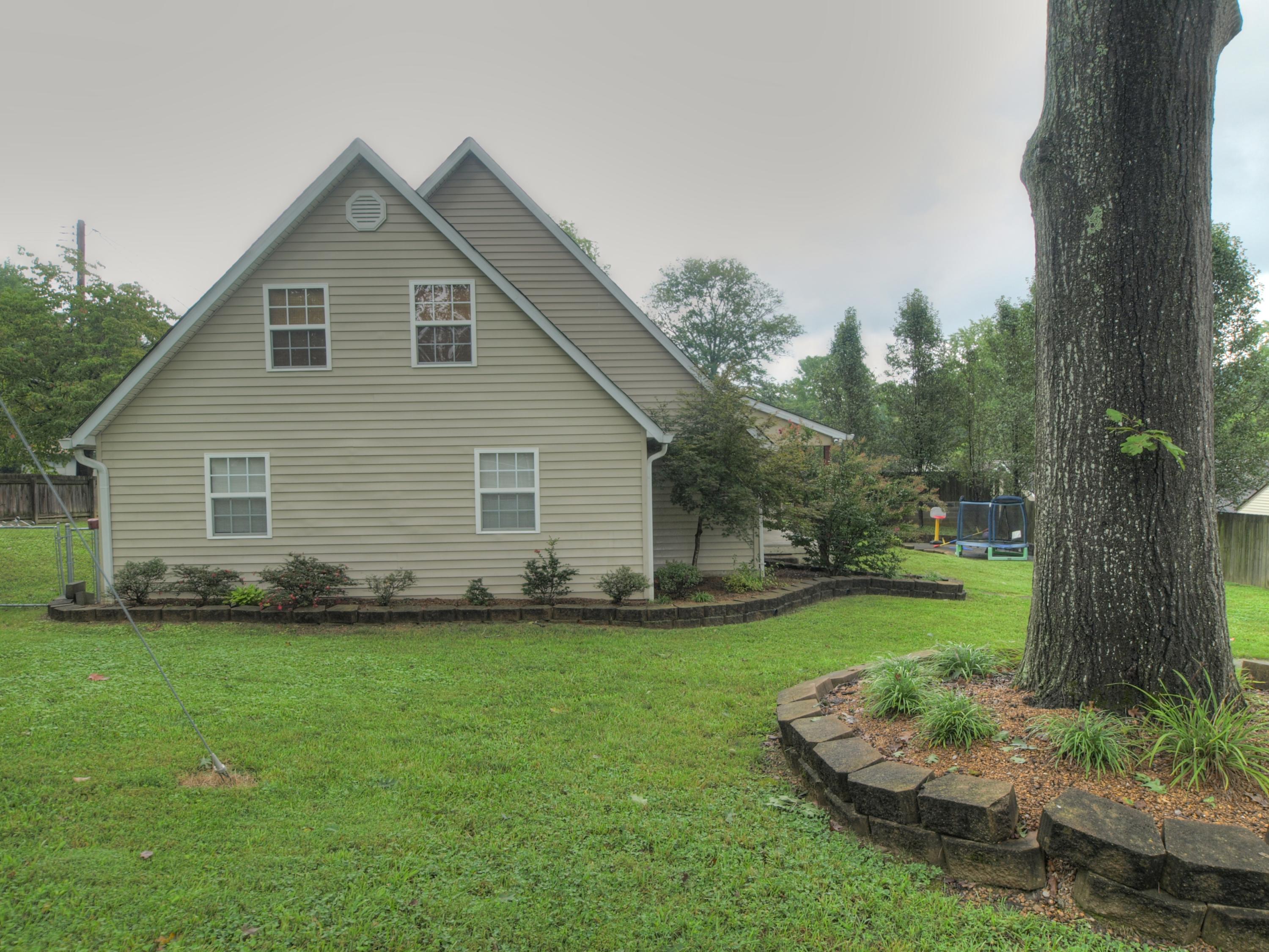 128 Pembroke Road Oak Ridge, TN 37830 - Photo 16 of 17 end01