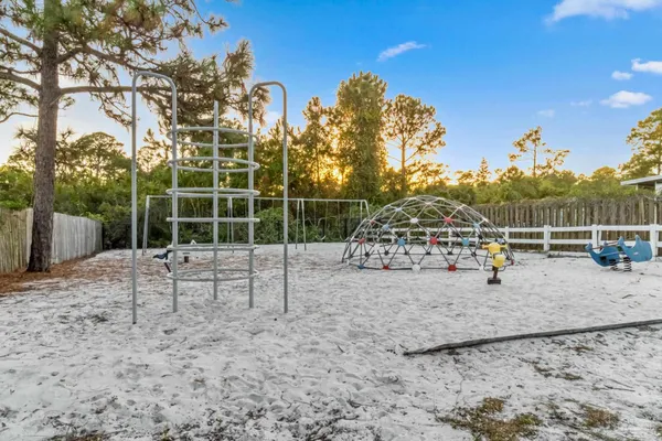 $490,000 | 1675 Winding Shore Drive, Gulf Breeze, FL 32563