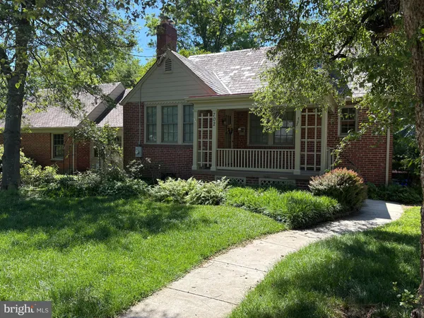 $725,000 | 702 McNeill Road, Silver Spring, MD 20910