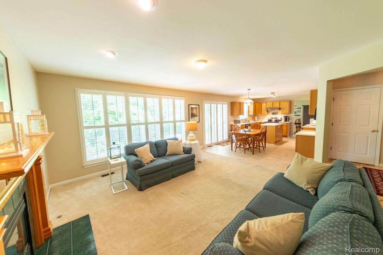 2785 Long Meadow Lane Rochester, MI 48307 - Photo 23 of 55 lo19.jpg