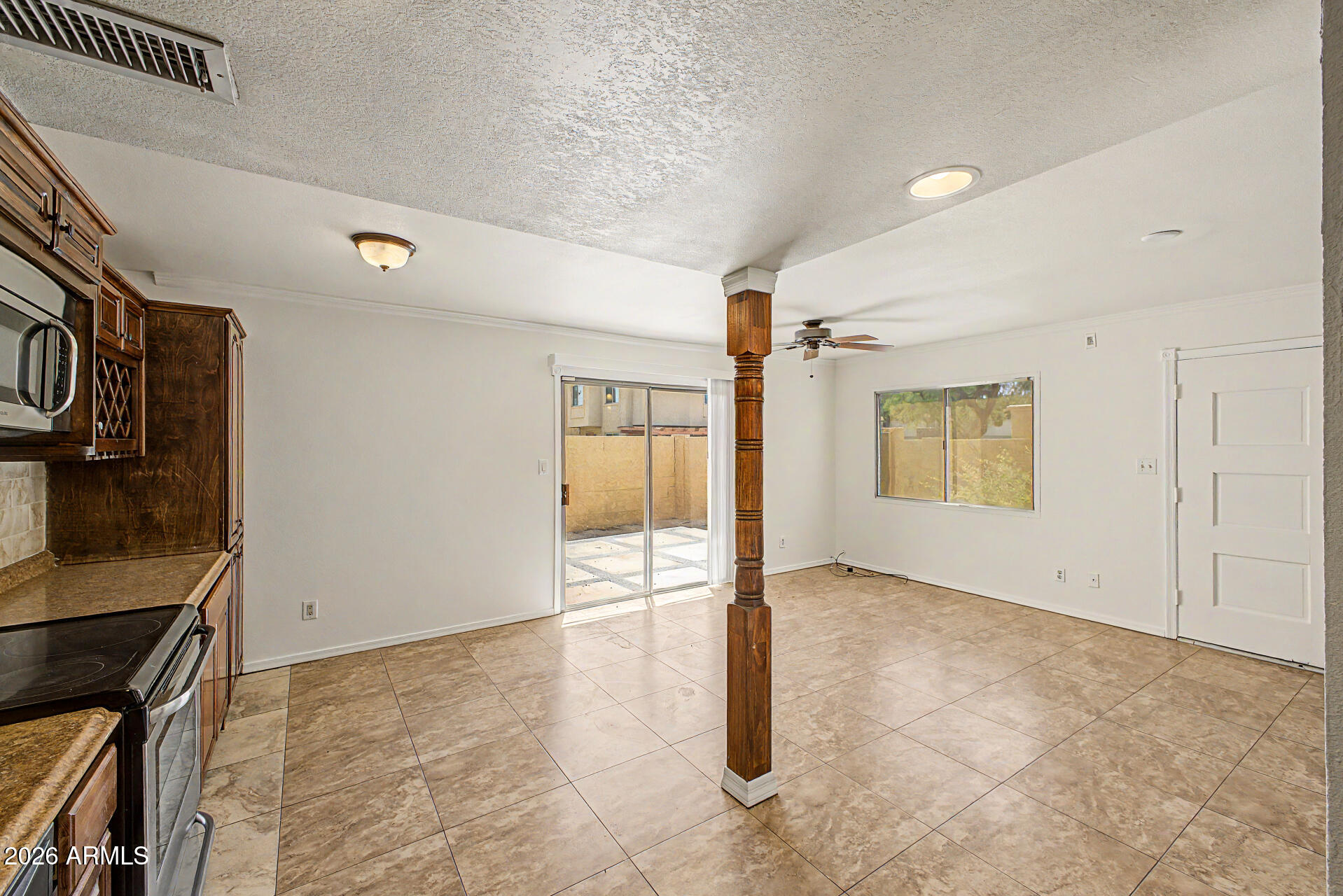 948 South Alma School Road, Unit 102 Mesa, AZ 85210 - Photo 6 of 30