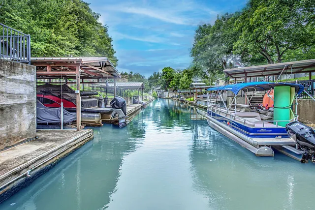 $1,700,000 | 3896 Comanche Trail, Kingsland, TX 78639