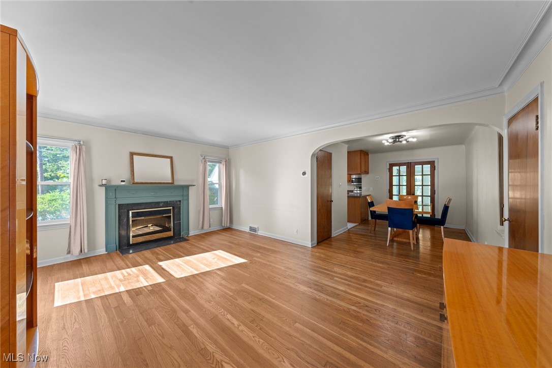 3547 Randolph Road Cleveland, OH 44121 - Photo 6 of 40