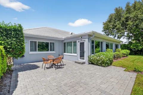 $999,000 | 4860 South Lake Drive, Boynton Beach, FL 33436