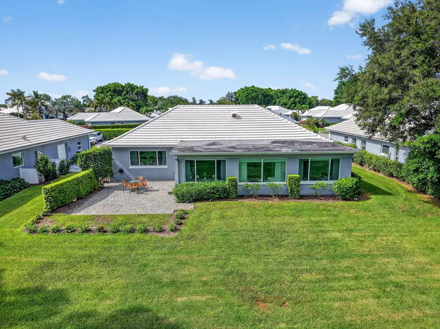 $999,000 | 4860 South Lake Drive, Boynton Beach, FL 33436