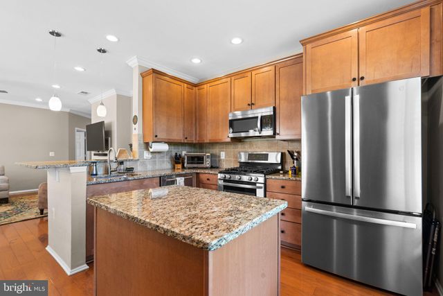 $536,000 | 11800 Old Georgetown Road, Unit 1417, Rockville, MD 20852