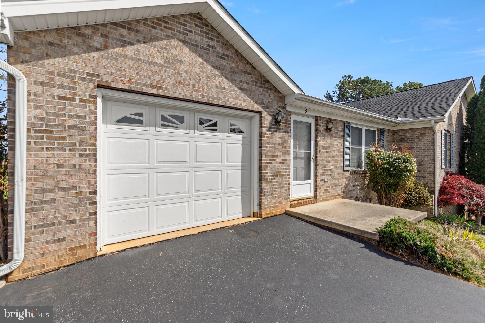 5 Hite Court Luray, VA 22835 - Photo 7 of 40 a view of a house with a garage