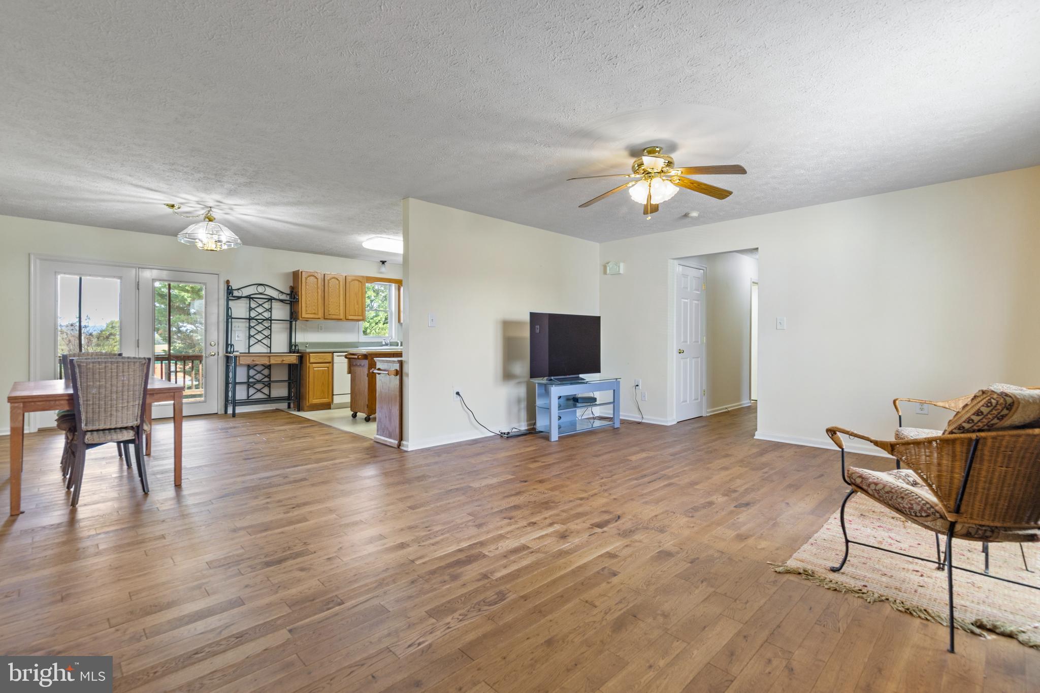 5 Hite Court Luray, VA 22835 - Photo 39 of 40 a living room with furniture and a flat screen tv