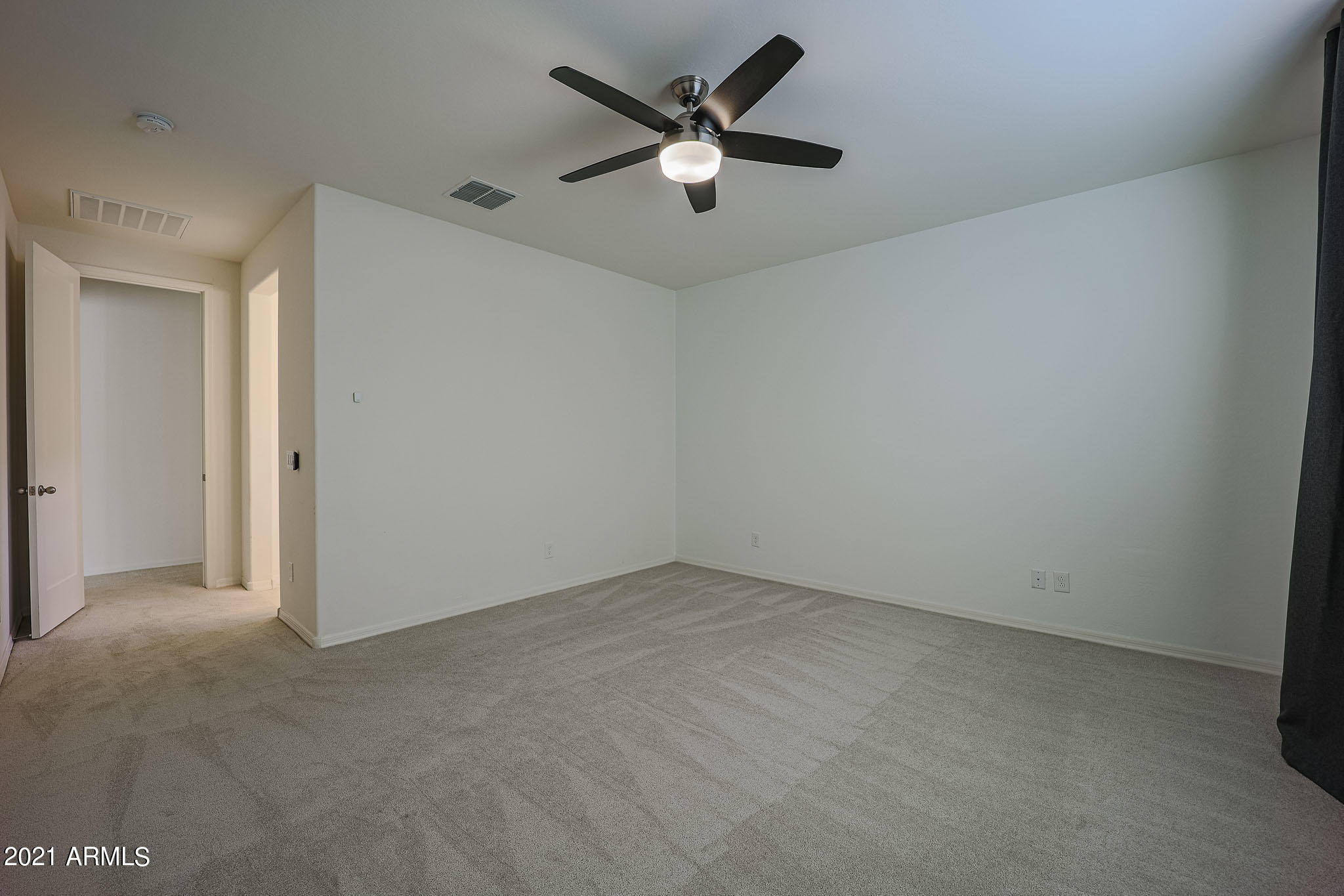 21050 West Almeria Road Buckeye, AZ 85396 - Photo 11 of 26 B (8)