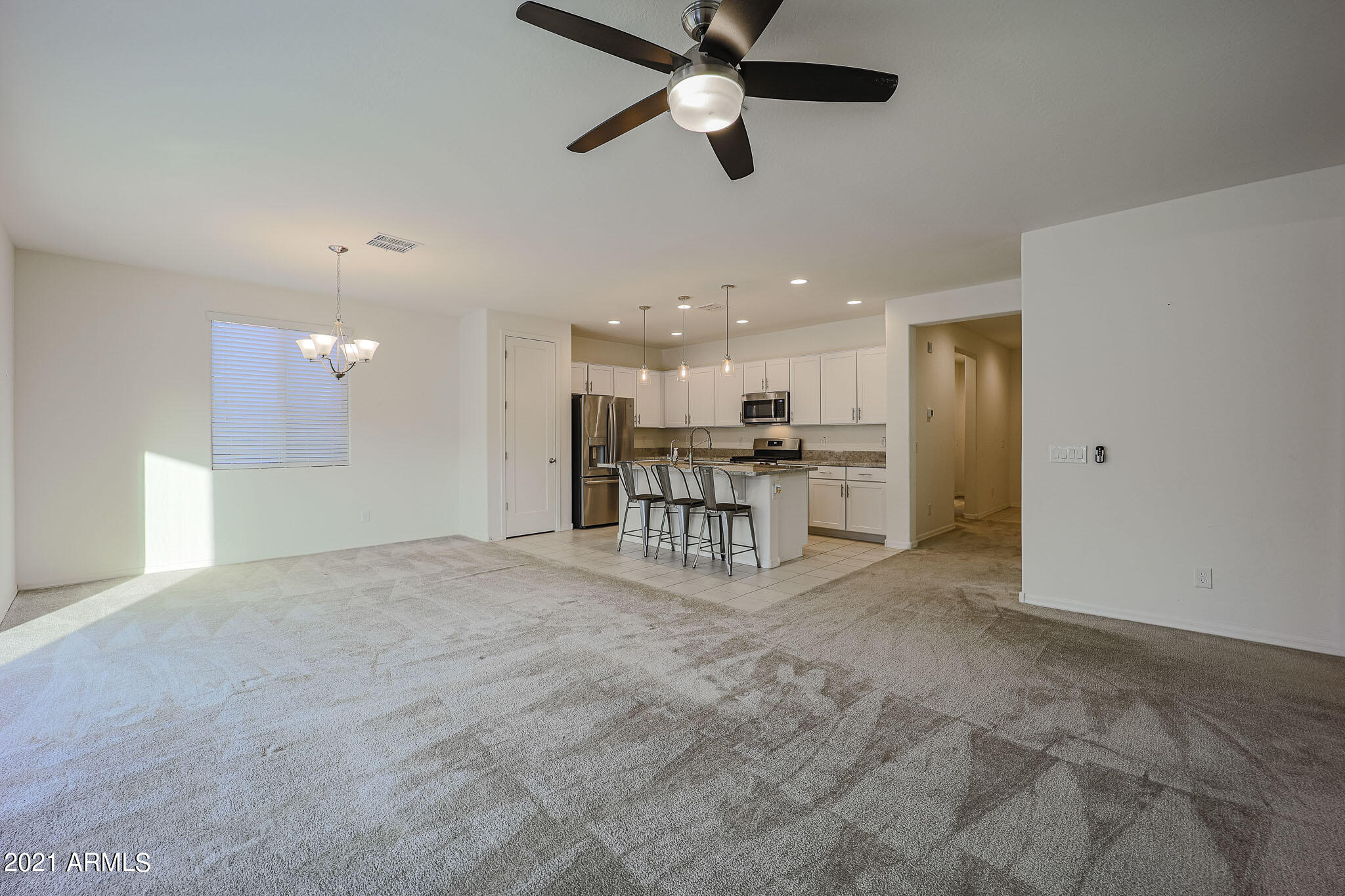 21050 West Almeria Road Buckeye, AZ 85396 - Photo 8 of 26 B (5)