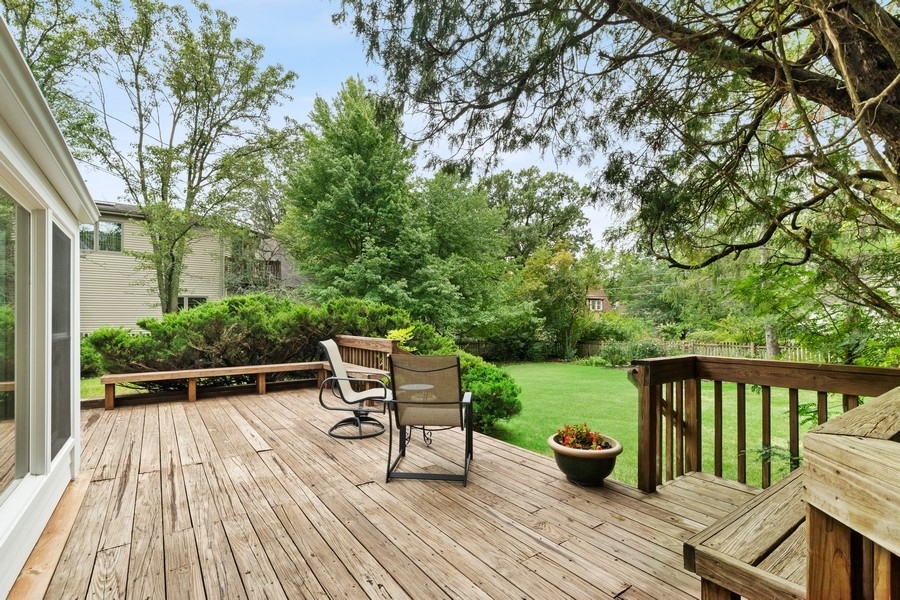1806 Sunset Road Highland Park, IL 60035 - Photo 20 of 27 a view of a deck with chairs and wooden floor