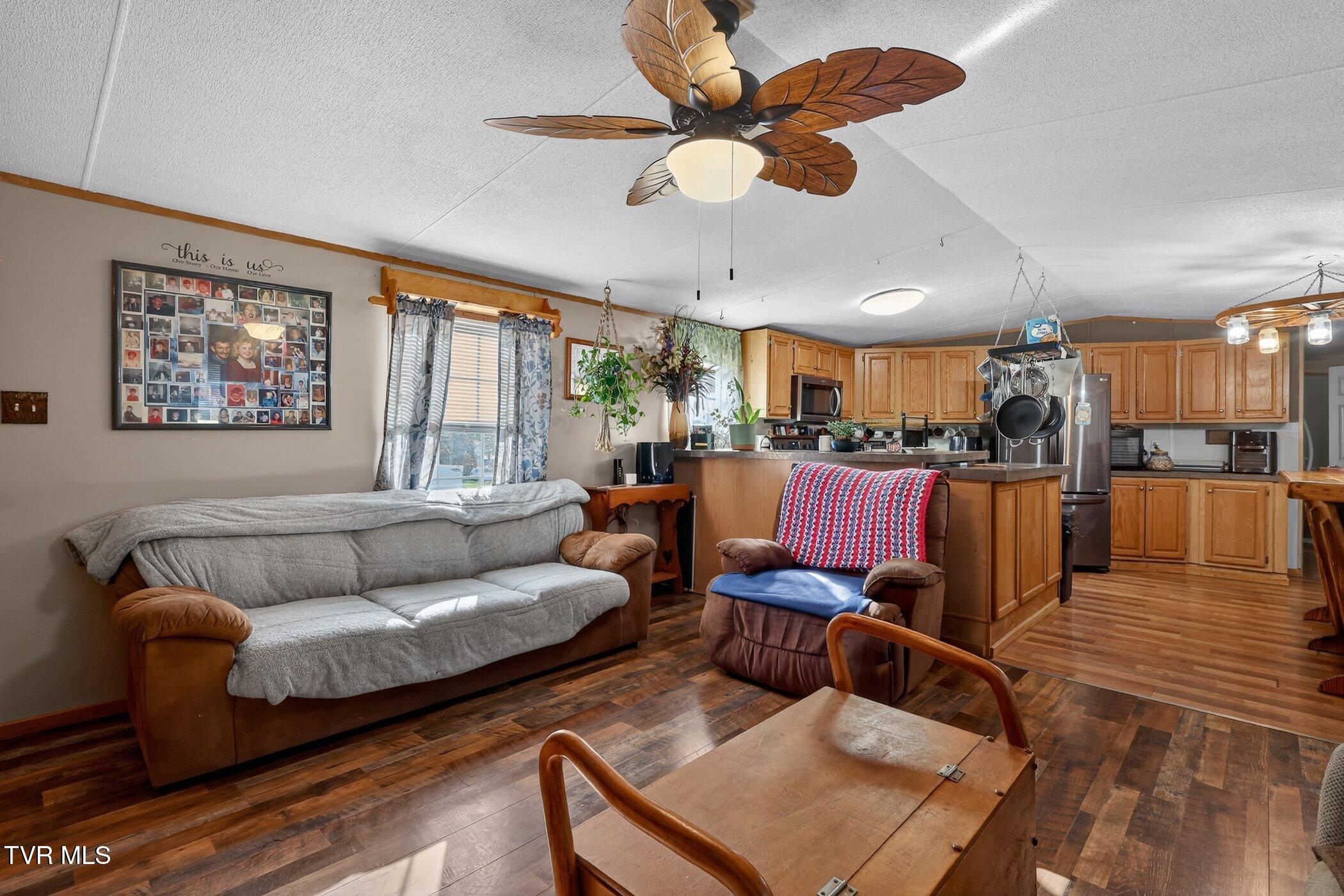 393 Meadow Creek Road Bristol, TN 37620 - Photo 6 of 41 393-Meadow-Creek-Rd-WindowStill-Real-Est