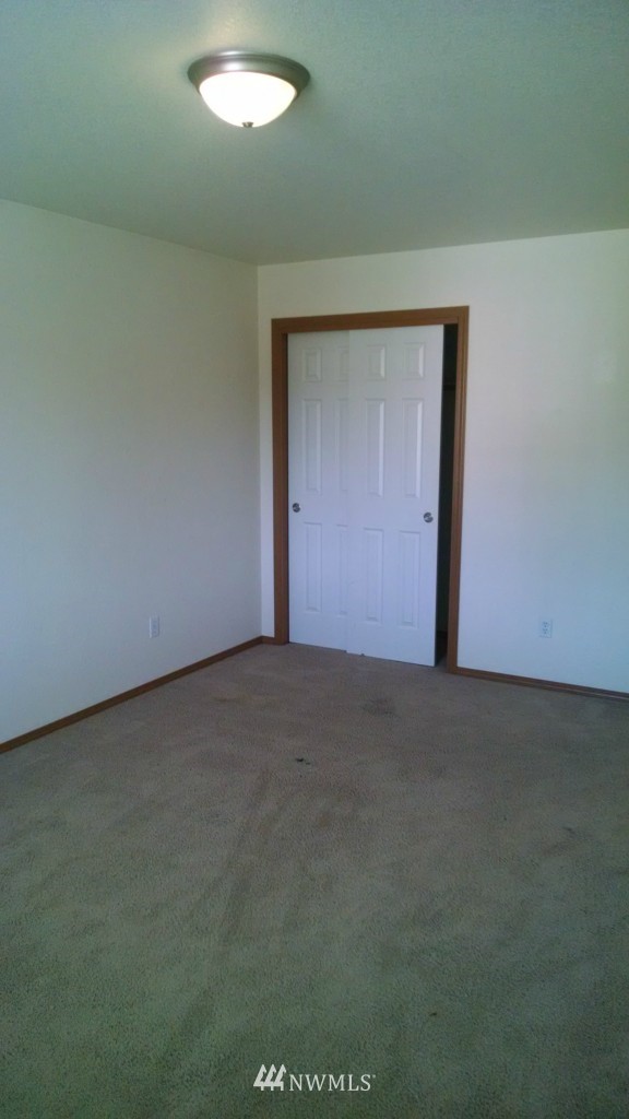 8320 49th Loop Southeast Olympia, WA 98513 - Photo 15 of 23 Gallery Image 15