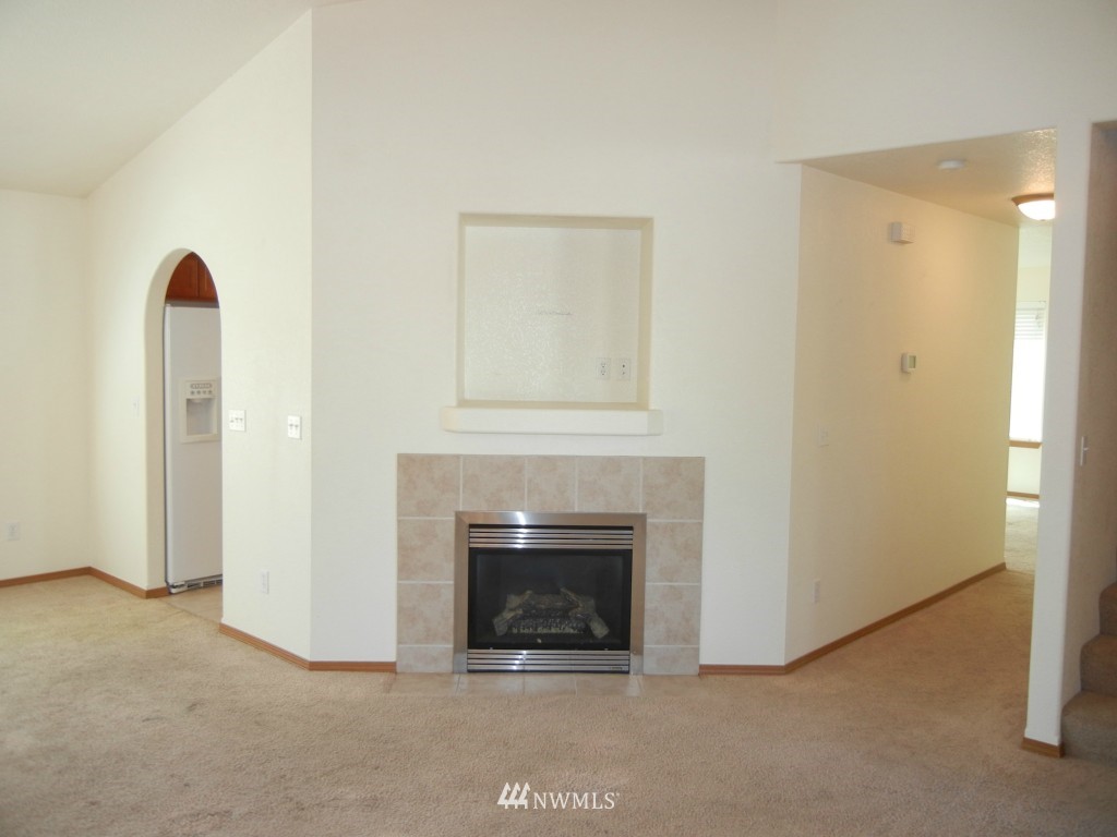 8320 49th Loop Southeast Olympia, WA 98513 - Photo 3 of 23 Gallery Image 3
