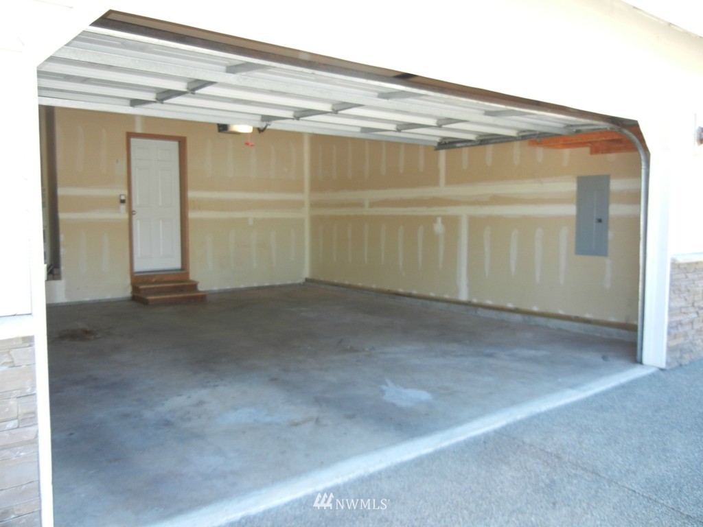 8320 49th Loop Southeast Olympia, WA 98513 - Photo 21 of 23 Gallery Image 21
