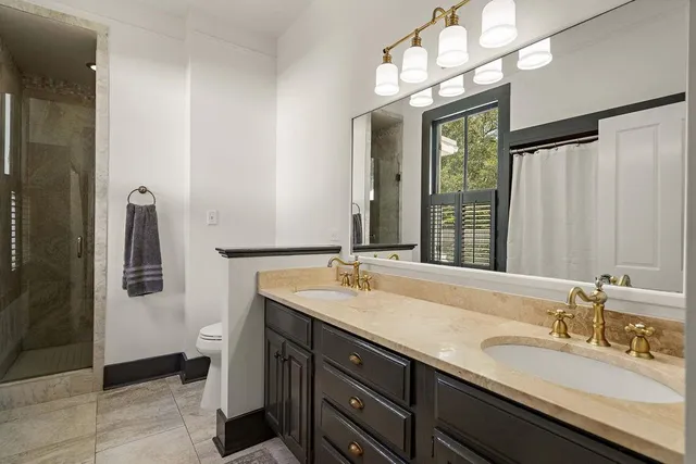 $998,000 | 204 West 15th Avenue, Covington, LA 70433